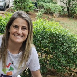 Karina Fernandes Pires