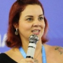 Aline Silveira